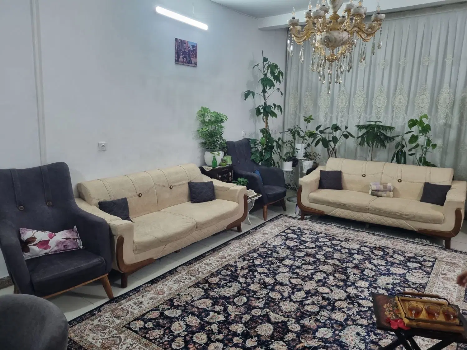 مبل ۸ نفره سالم|مبلمان خانگی و میز عسلی|تهران, مطهری|دیوار