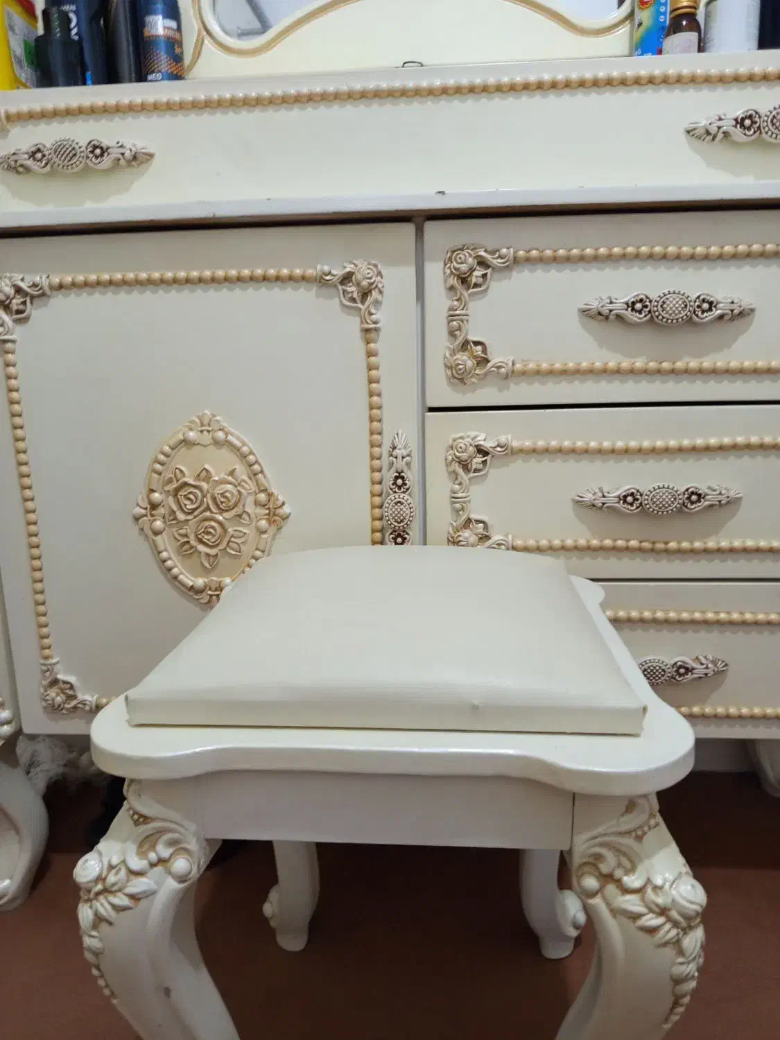 میز آرایش همراه با پاف|جاکفشی، کمد، دراور|قرچک, زیبا شهر|دیوار