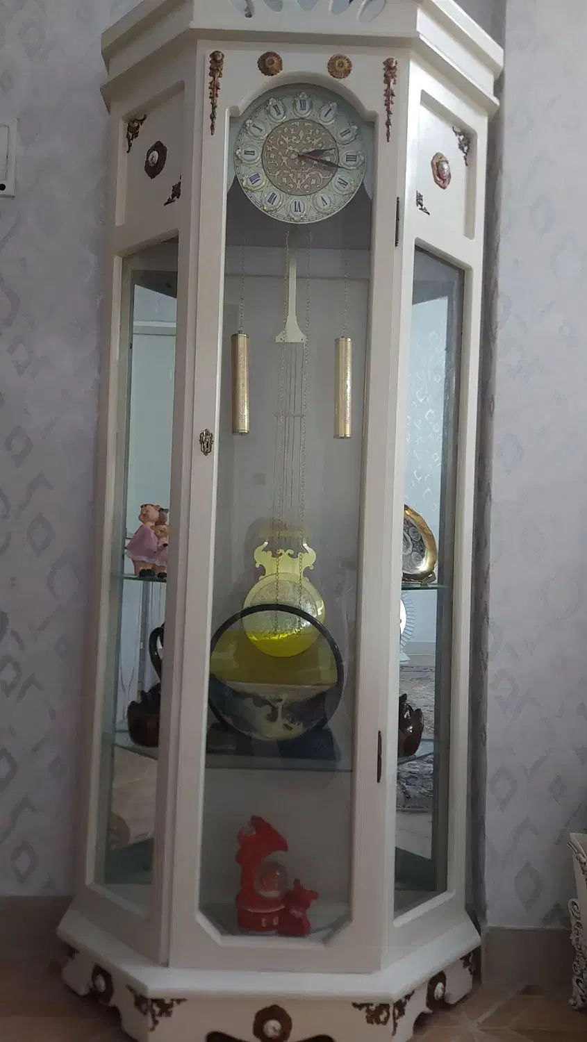 ویترین ساعتی|بوفه، ویترین، کنسول|تهران, آذری|دیوار