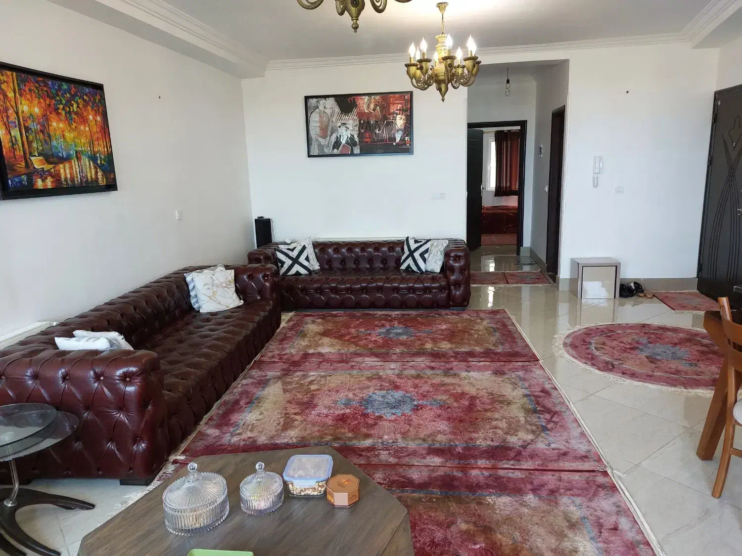 مبل چستر چرم ۸ نفره|مبلمان خانگی و میز عسلی|سرخرود, |دیوار