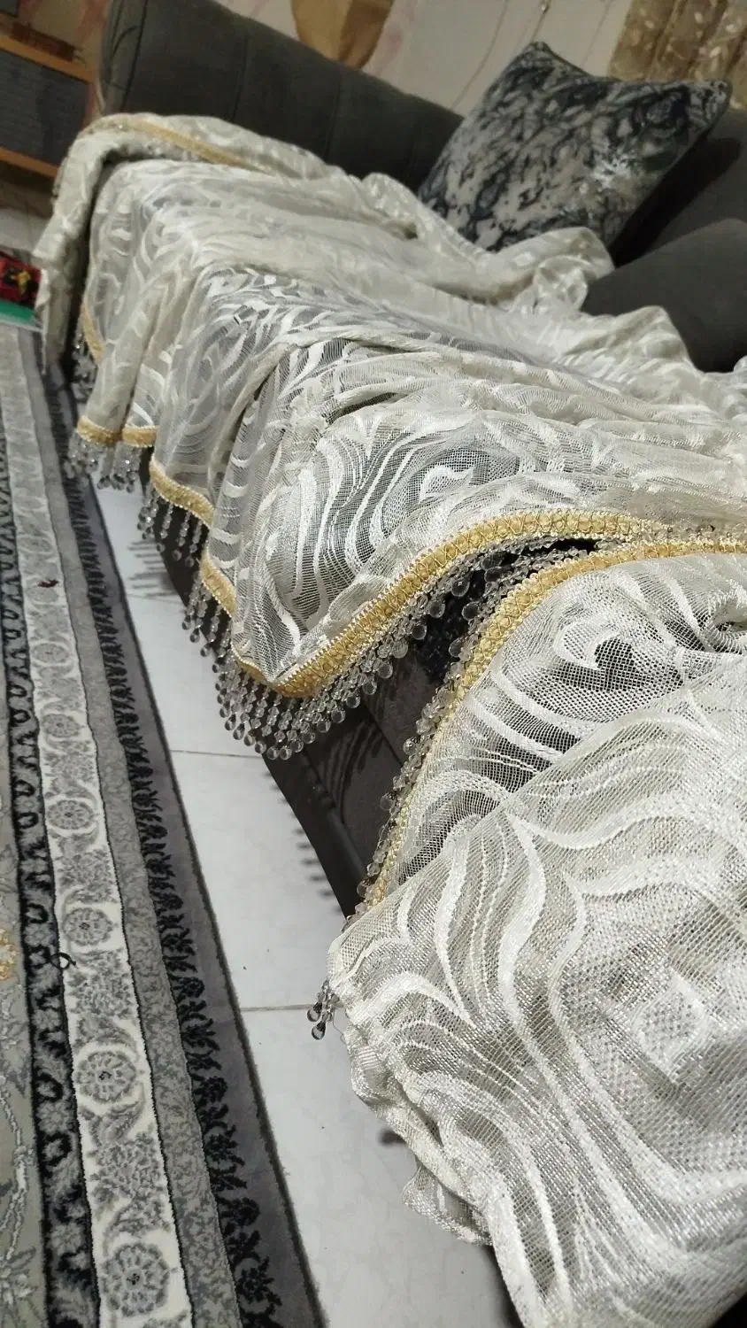 پرده سلطنتی وترک سالم وباارزش|پرده، رانر، رومیزی|شیراز, شهرک گلستان|دیوار