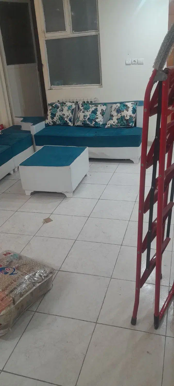 یک دست مبل راحتی ۶نفره|مبلمان خانگی و میز عسلی|تهران, باغ فیض|دیوار