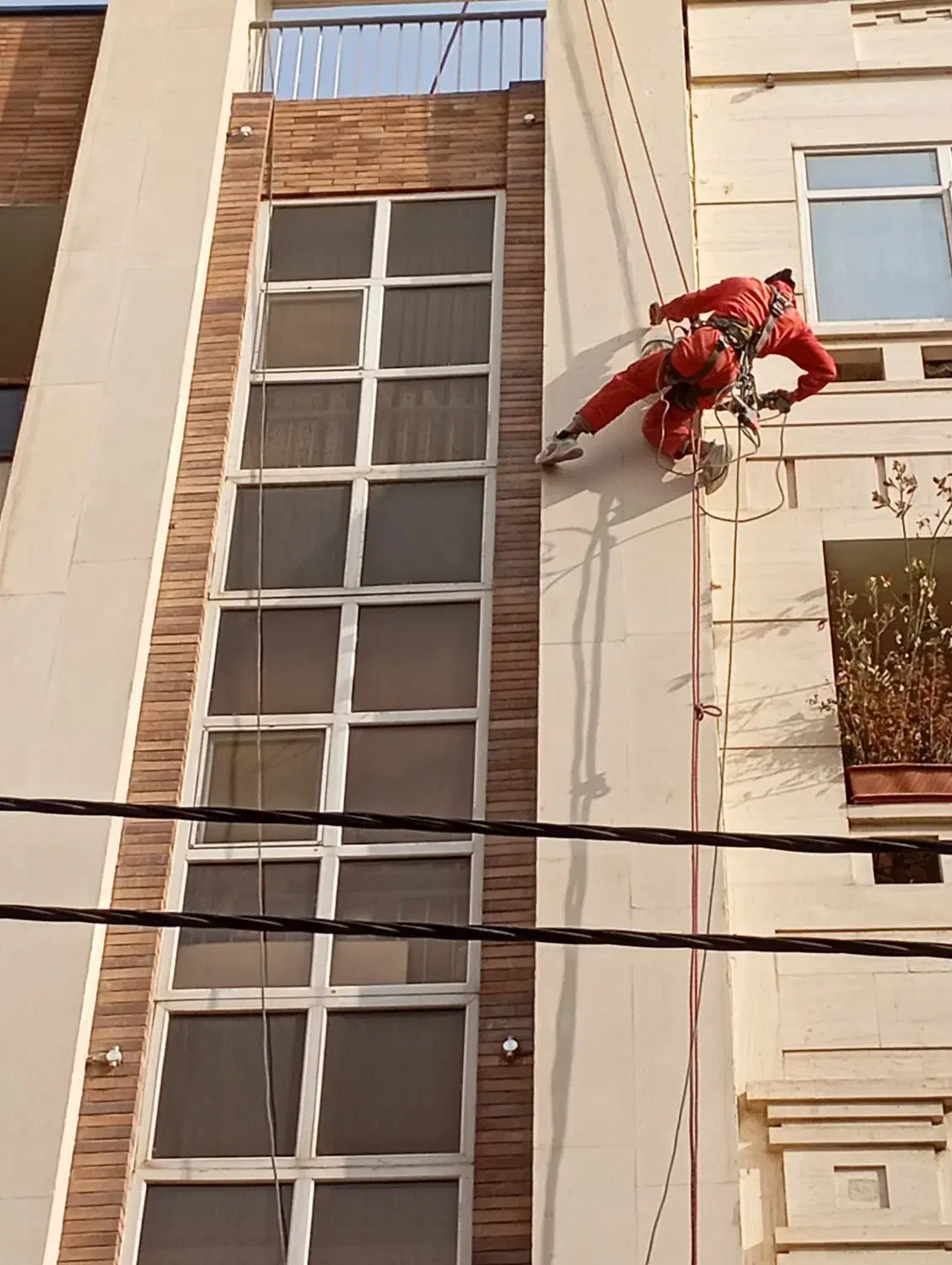 پیچ رولپلاک سنگ نما شستشوی نما طناب راپل رنگ نصب|خدمات پیشه و مهارت|کرج, گوهردشت|دیوار