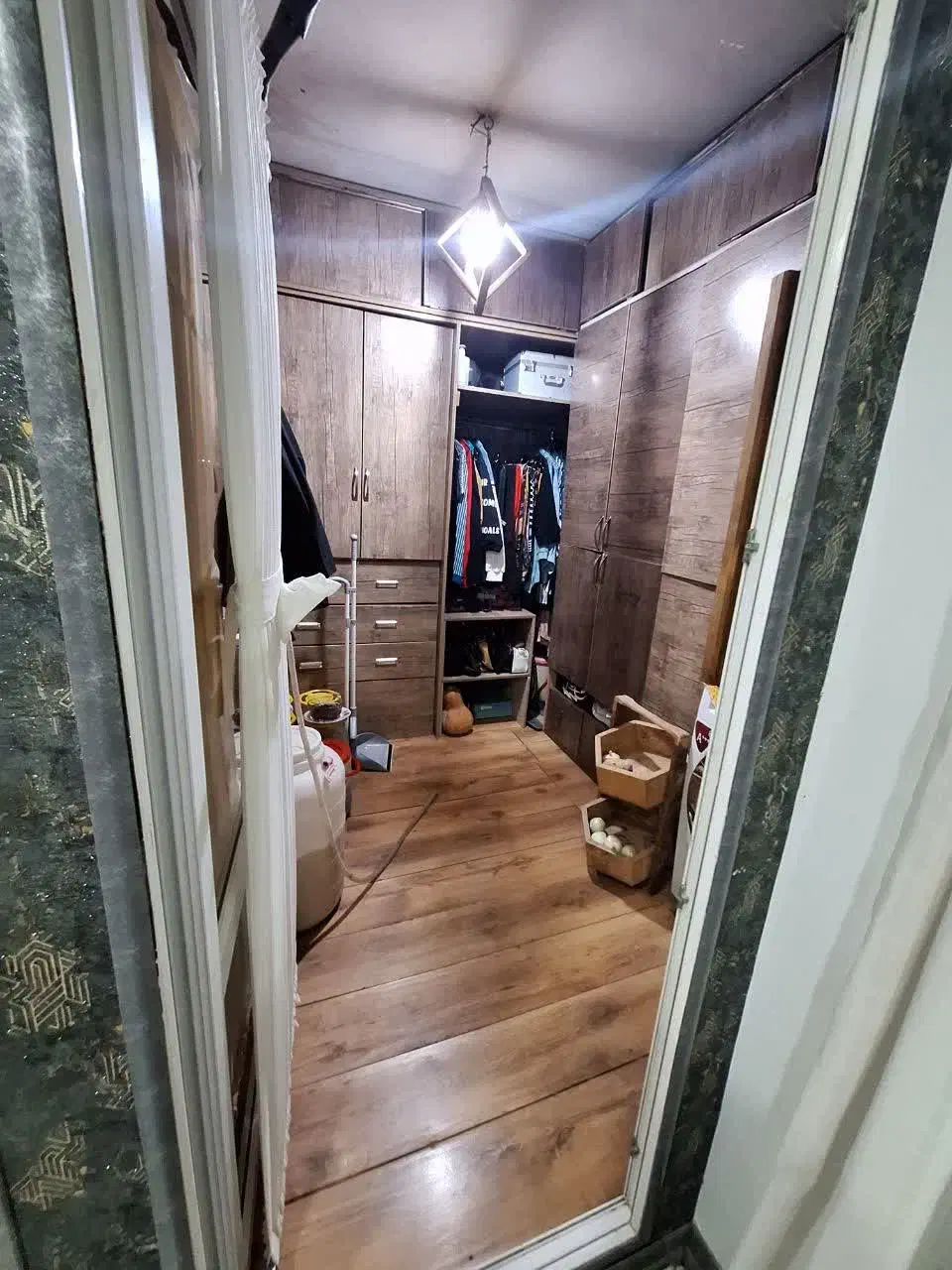 فرحزاد ۱۲۰ متر ۳خواب طبقه دوم