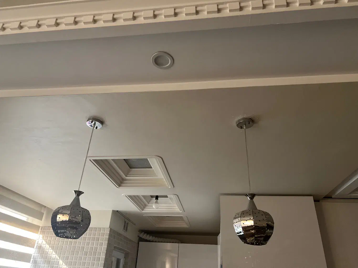 دو عدد لوستر طرح شکوفه با پخش نور ریز|لوستر و چراغ آویز|تهران, دردشت|دیوار