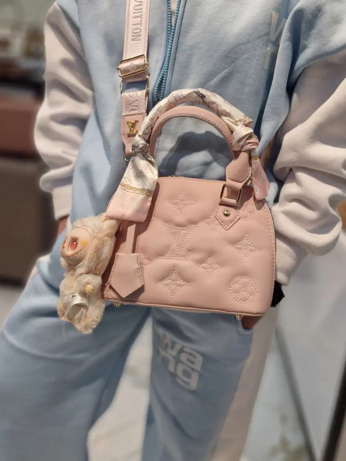 کیف دخترانه ال وی|کیف، کفش، کمربند|تهران, تهرانپارس جنوبی|دیوار