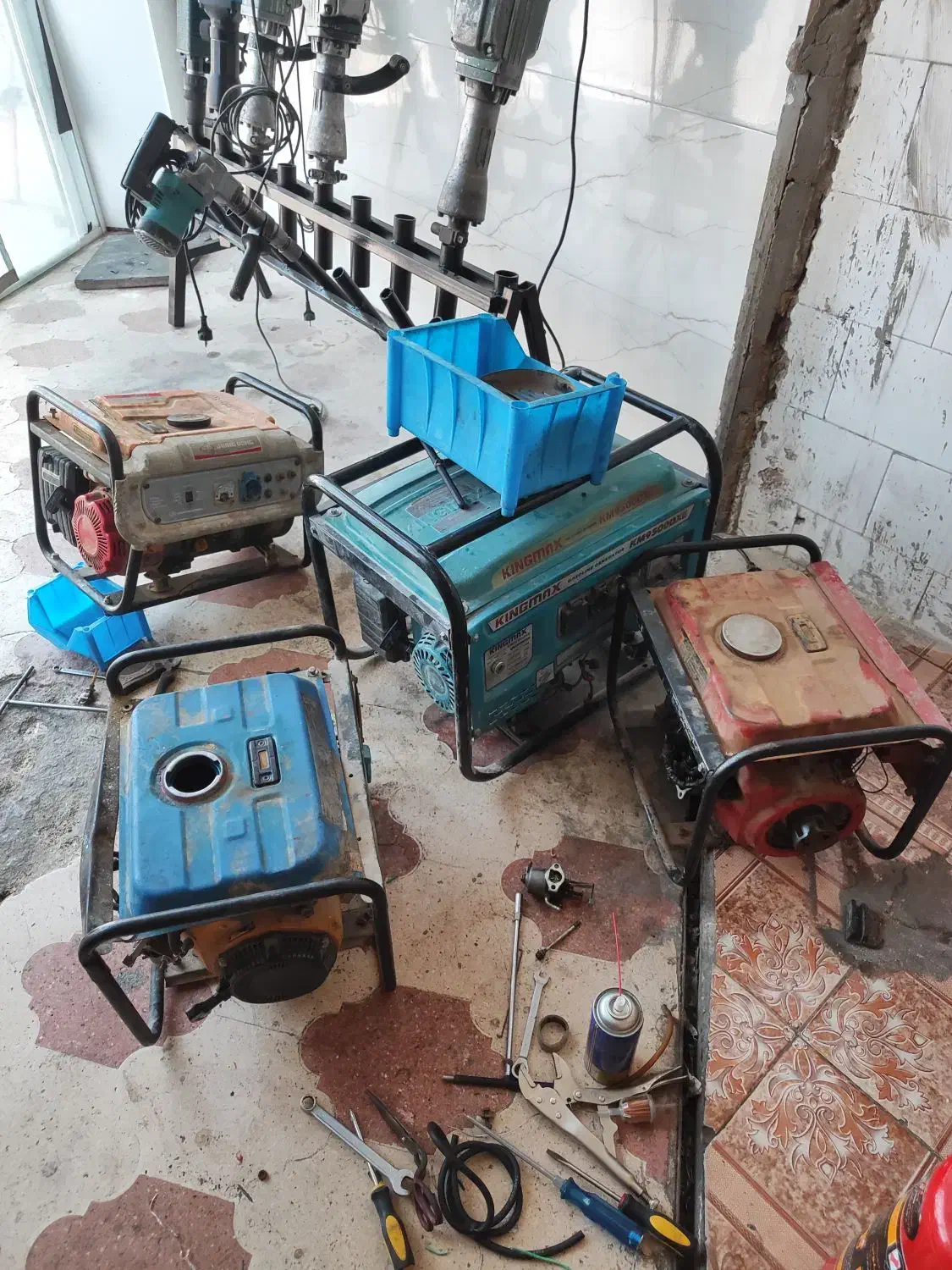 تعمیرات فوری موتور برق. تیلر. کمپرسور باد. در محل|خدمات پیشه و مهارت|شیراز, شهرک مطهری|دیوار