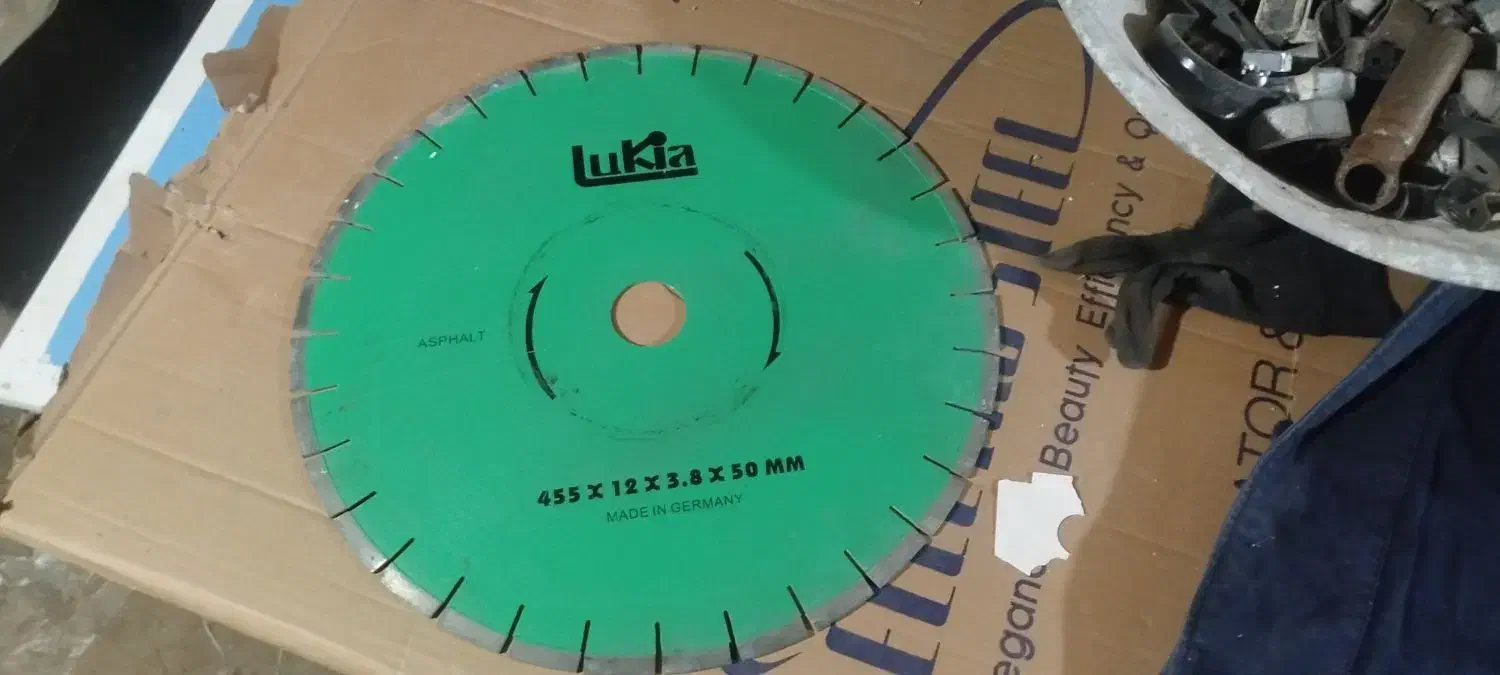 صفحه وتیغه کاتر آسفالت بر  المانی|ابزارآلات|سنندج, |دیوار