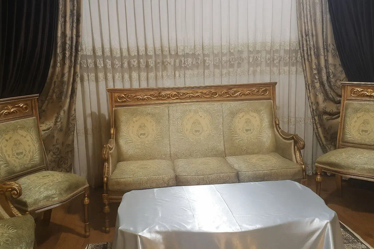 مبل سلطنتی ۹ نفره|مبلمان خانگی و میز عسلی|میاندوآب, |دیوار