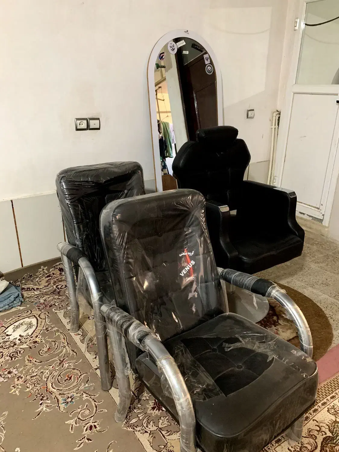 وسایل آرایشگاه مردانه|آرایشگاه و سالنهای زیبایی|خرمآباد, |دیوار