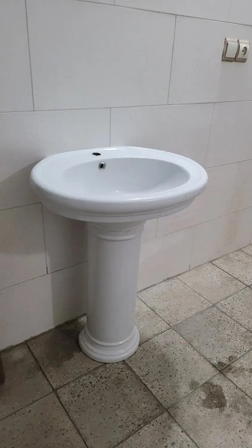 روشویی درحد نو|لوازم سرویس بهداشتی|گرمدره, |دیوار