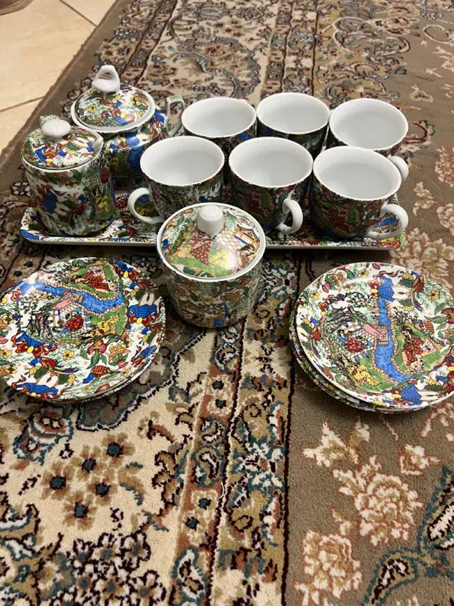 سرویس کامل گل مرغی اصل ژاپن|کلکسیون اشیاء عتیقه|تهران, خواجه نظام الملک|دیوار