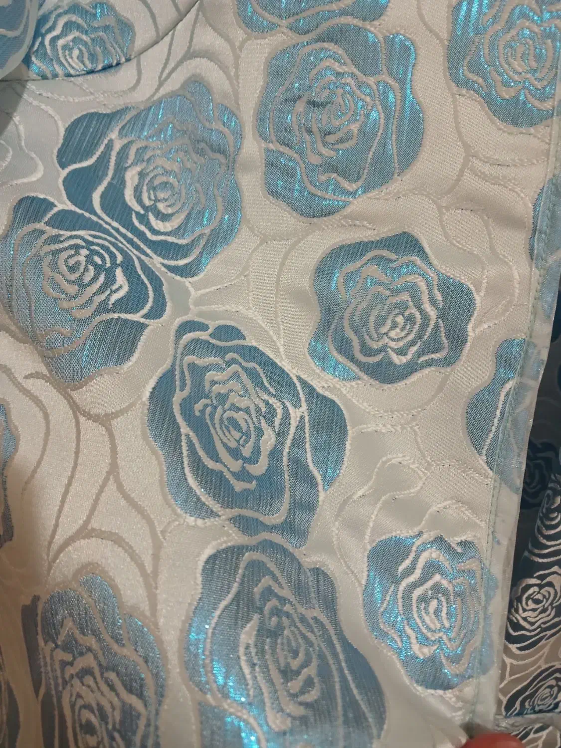 کت مجلسی|لباس|رباطکریم, الارد|دیوار