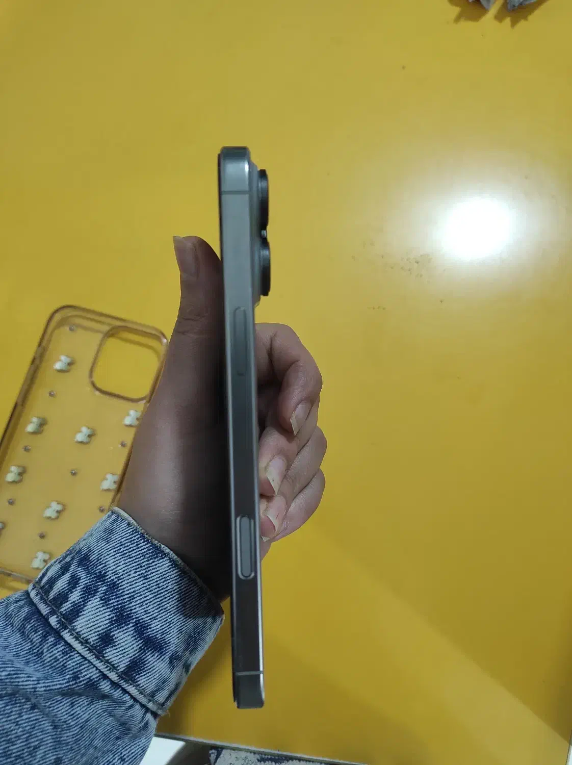 Iphon 16 pro max|موبایل|جم, |دیوار