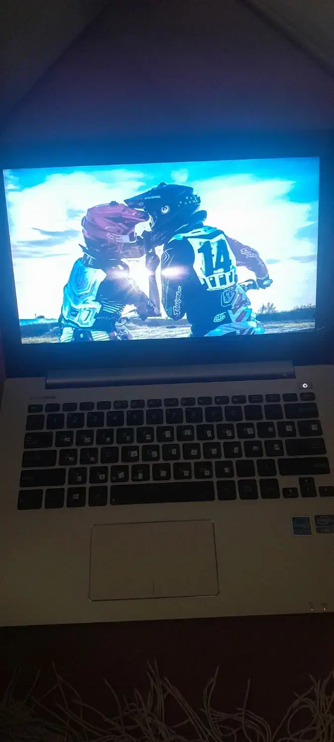 ایسوس|رایانه همراه|اراک, |دیوار