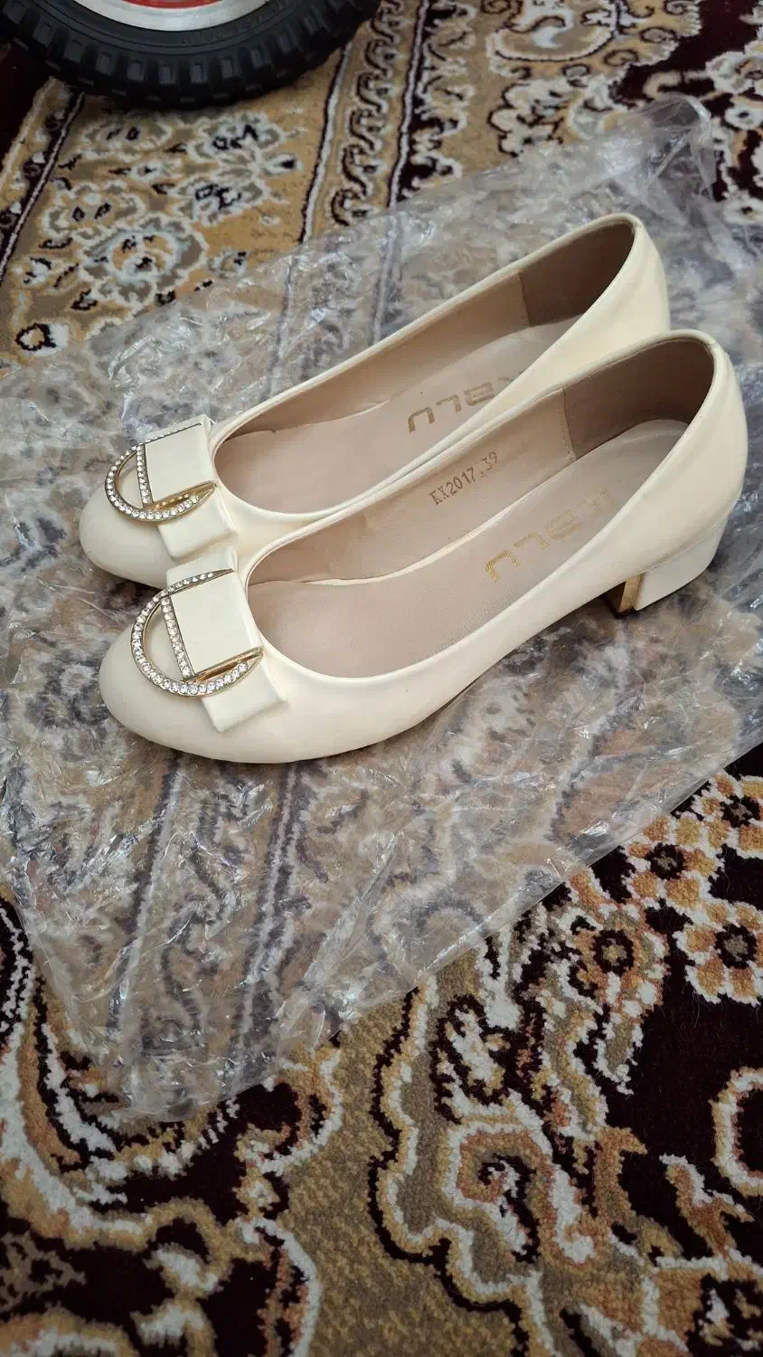 کفش زنانه|کیف، کفش، کمربند|قم, چهار مردان|دیوار