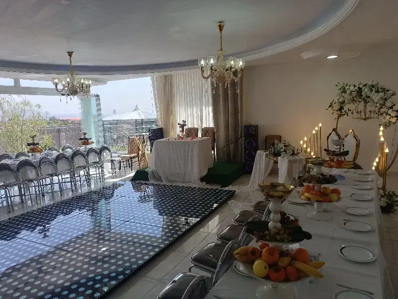 اجاره تالار باغ روزانه|اجارهٔ کوتاه‌مدت ویلا و باغ|تبریز, |دیوار