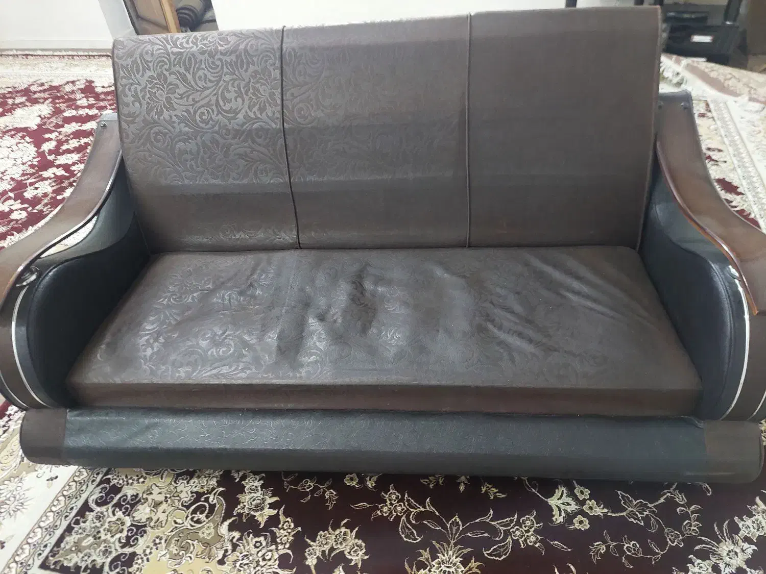 مبل ۷نفره|مبلمان خانگی و میز عسلی|مشهد, شهید هاشمی نژاد|دیوار