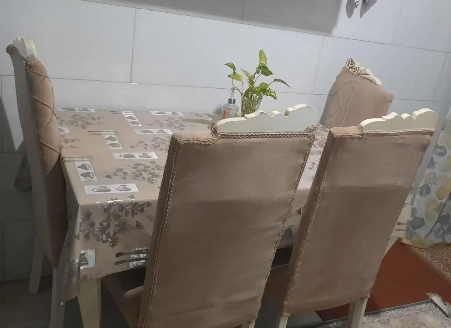 میز غذا خوری|میز و صندلی غذاخوری|اقبالیه, |دیوار