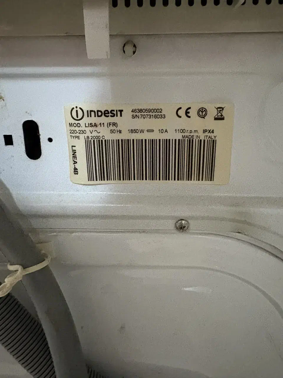 ماشین لباسشویی ایندزیت|ماشین لباسشویی و خشککن لباس|اراک, |دیوار