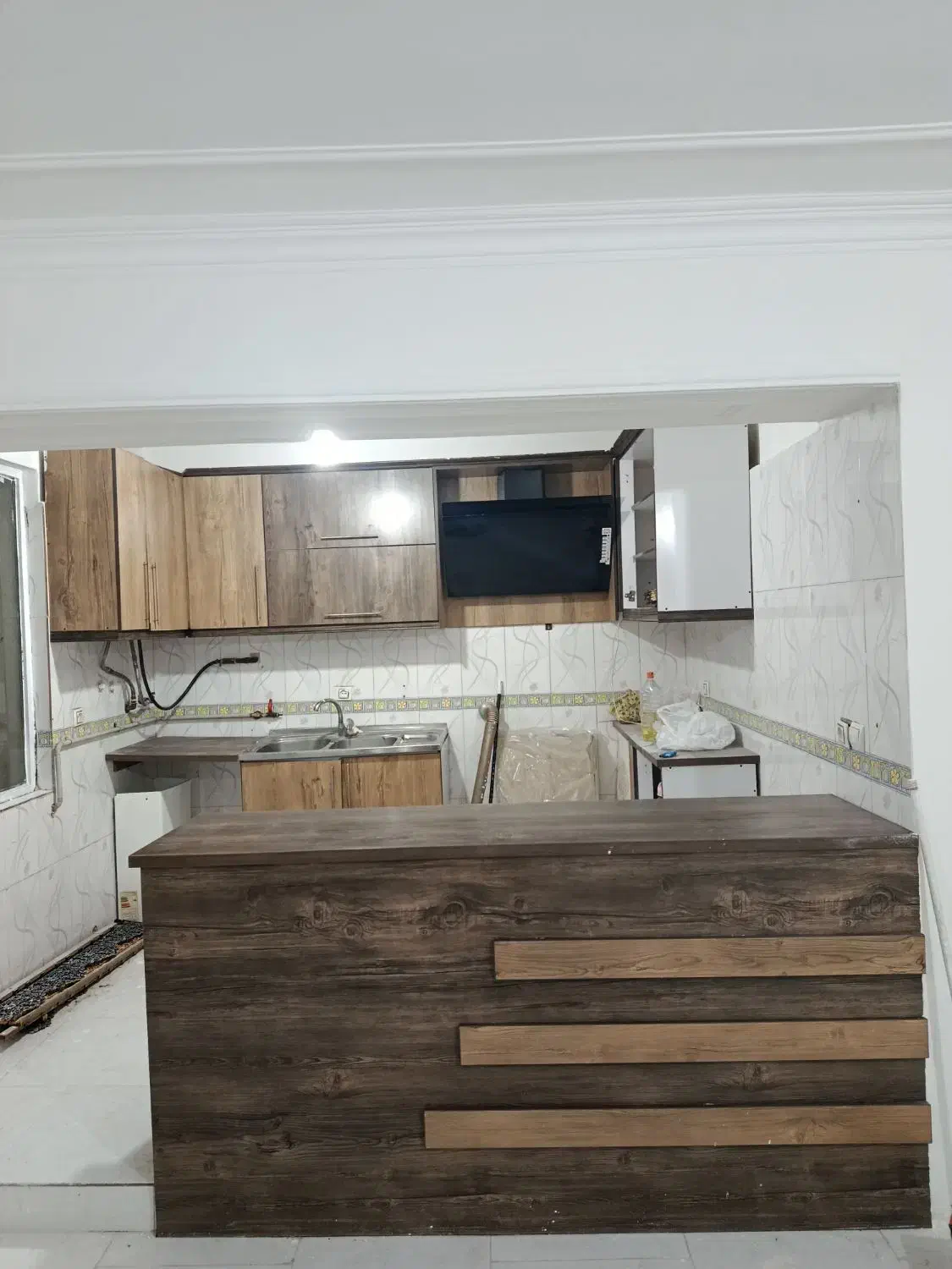 کابینت آشپزخانه سالم+سینک و هود|آب‌چکان و نظم‌دهنده ظروف|محمدشهر, همایون ویلا|دیوار