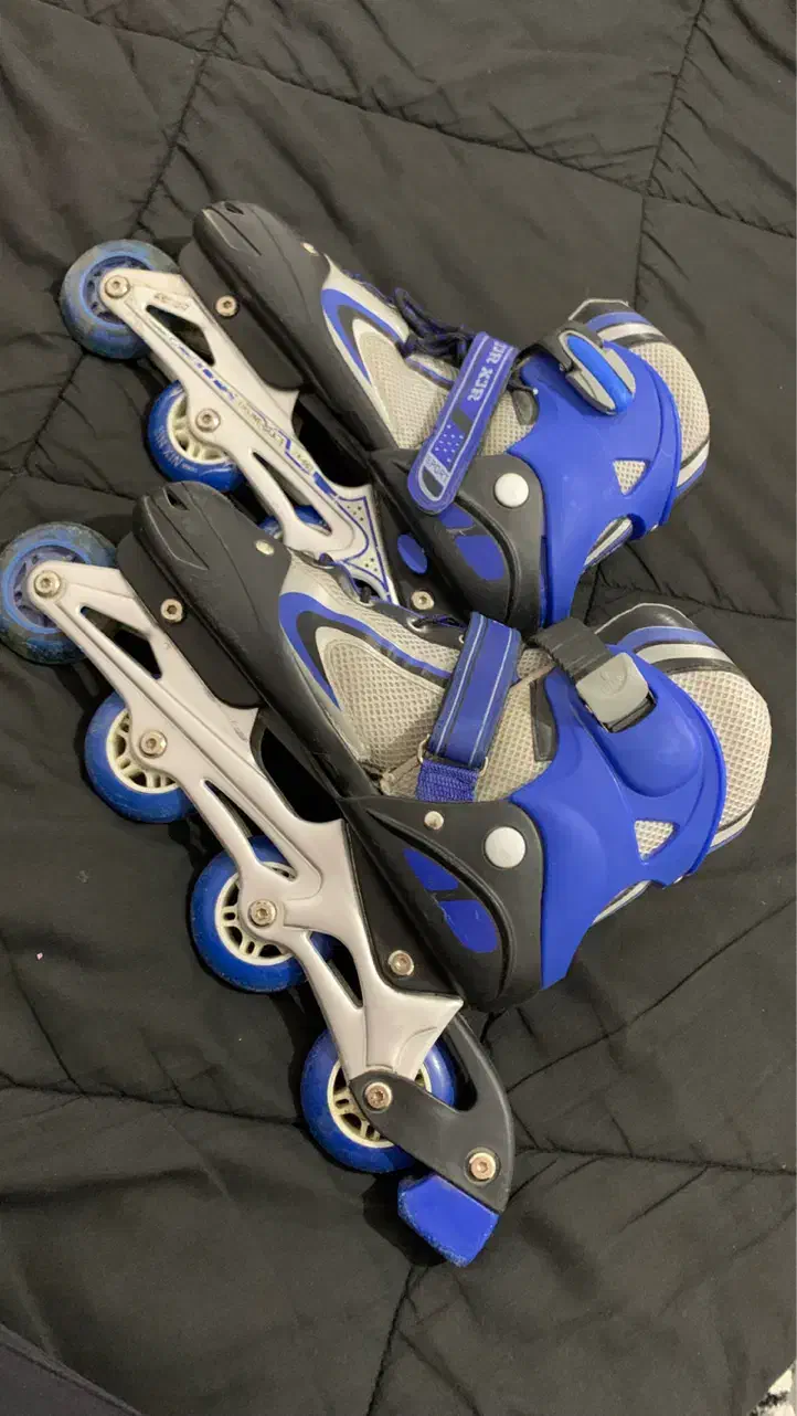 اسکیت فروش فوری با تخفیف|دوچرخه، اسکیت، اسکوتر|بجنورد, |دیوار