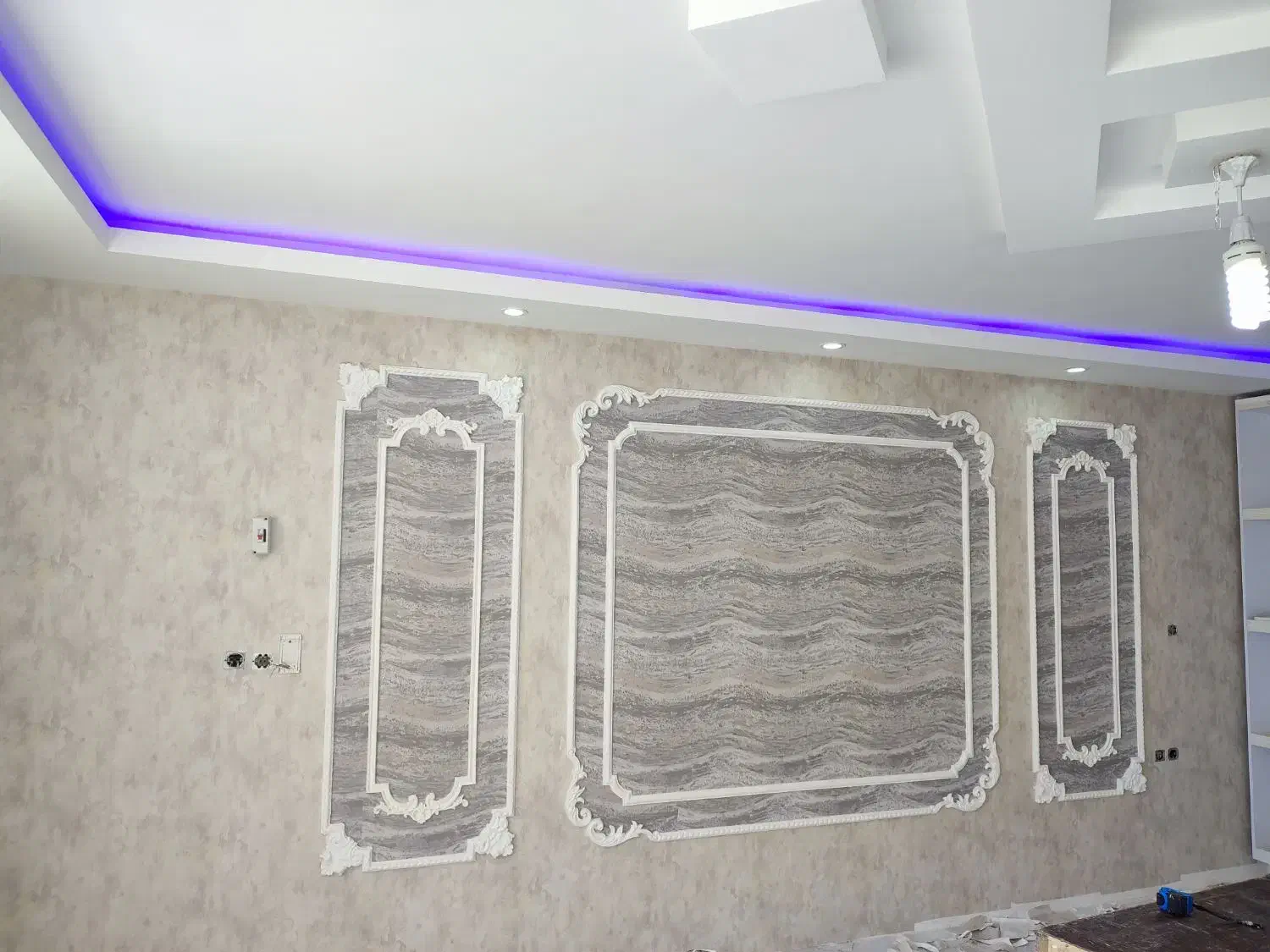 نصاب و نصب وفروش کاغذ دیواری و برچسب|خدمات پیشه و مهارت|مشهد, شاهد (شهرک غرب)|دیوار