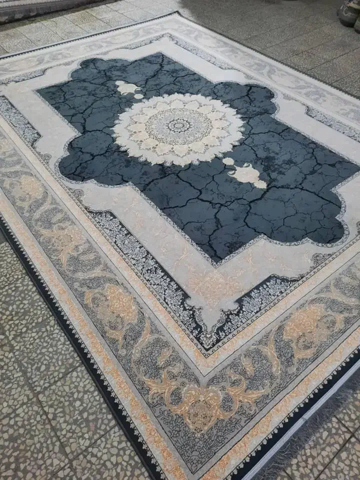 اگر فرش می خواهید ارزان و مناسب تشریف بیاورید|فرش|شاهینشهر, گزبرخوار|دیوار