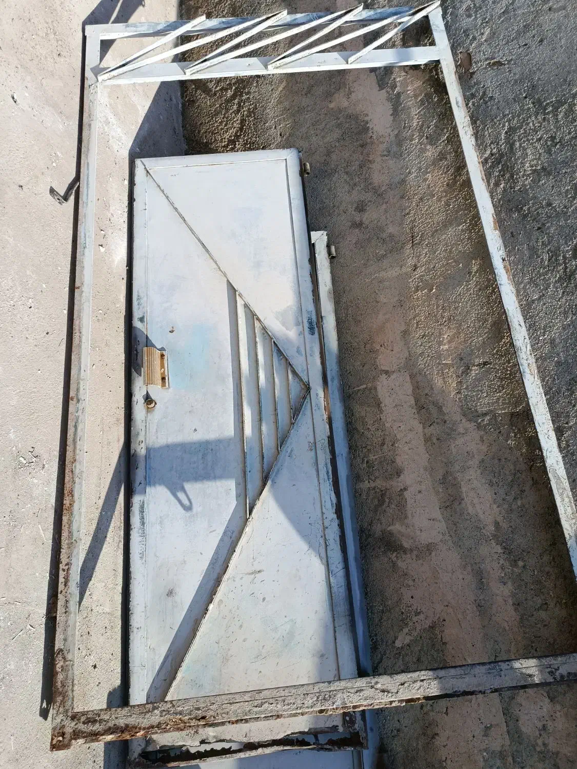 درب حیاط سنگین|مصالح و تجهیزات ساختمان|شوط, |دیوار