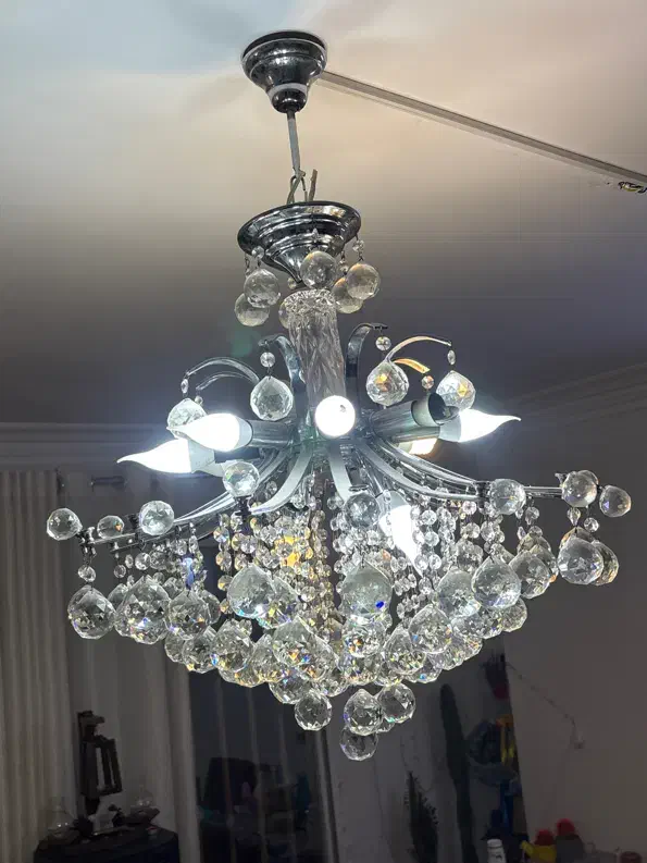 دو عدد لوستر کریستال|لوستر و چراغ آویز|گرگان, |دیوار