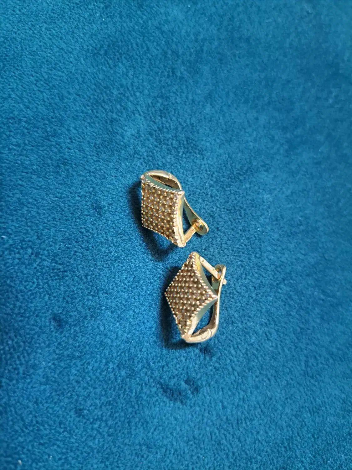 ۲ درصد بالای تابلو|جواهرات|قوچان, |دیوار