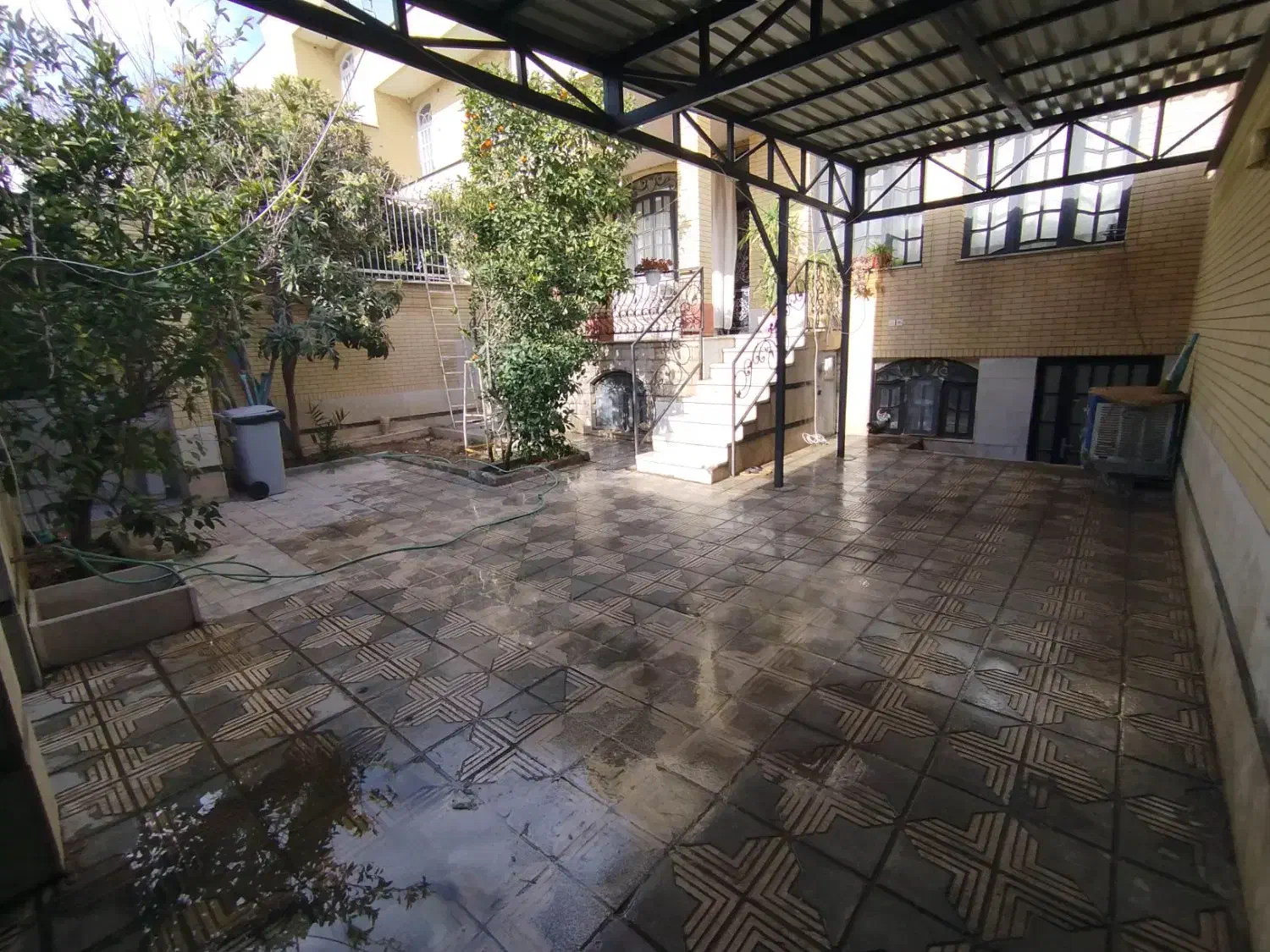 منزل مبله قدوسی زرهی زند اجاره اپارتمان سویت ویلای|اجارهٔ کوتاه‌مدت آپارتمان و سوئیت|شیراز, قدوسی غربی|دیوار