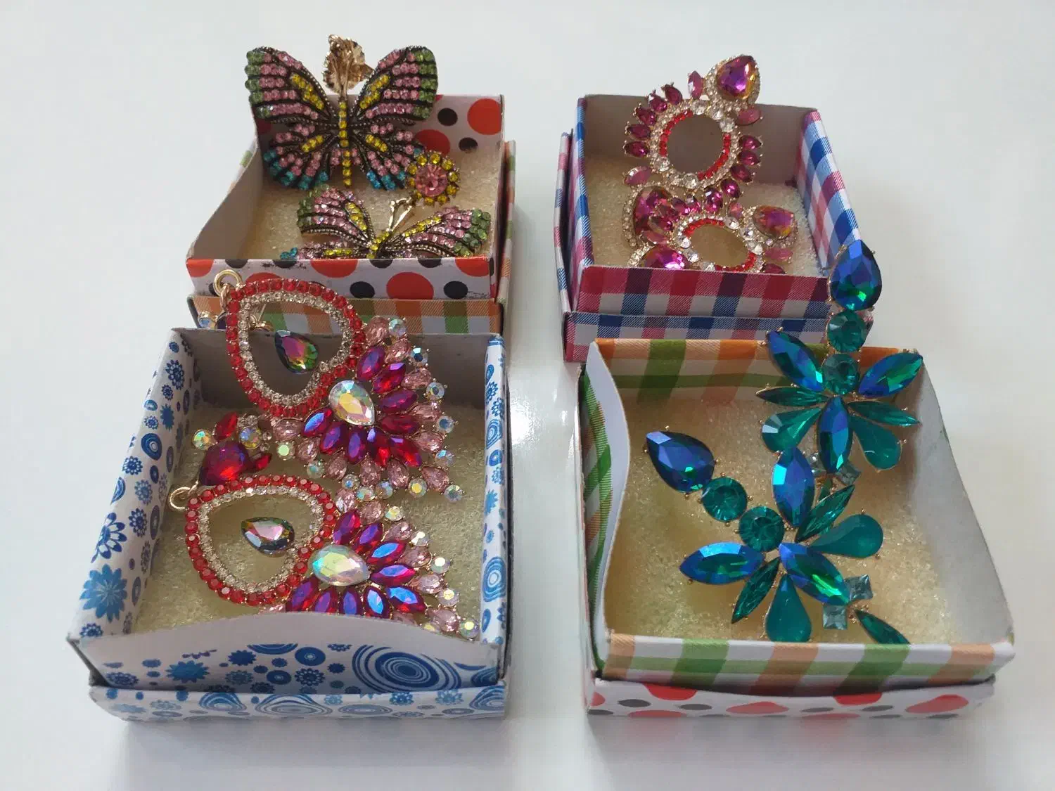 گوشواره مجلسی نگین‌دار (کاملاً نو)|جواهرات|اصفهان, ملک‌شهر|دیوار