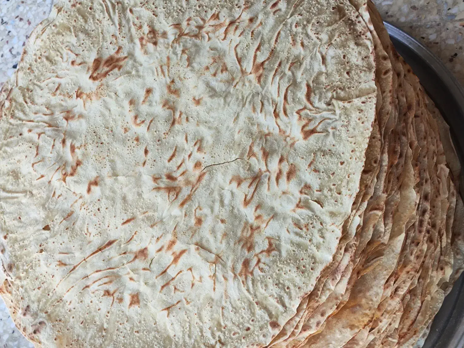 نون تیری|خوردنی و آشامیدنی|دهدشت, |دیوار