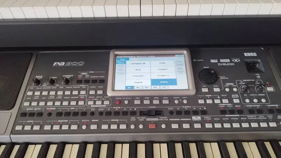 کیبورد کرگ ۹۰۰ (Korg pa 900)|پیانو، کیبورد، آکاردئون|تهران, سازمان برنامه شمالی|دیوار