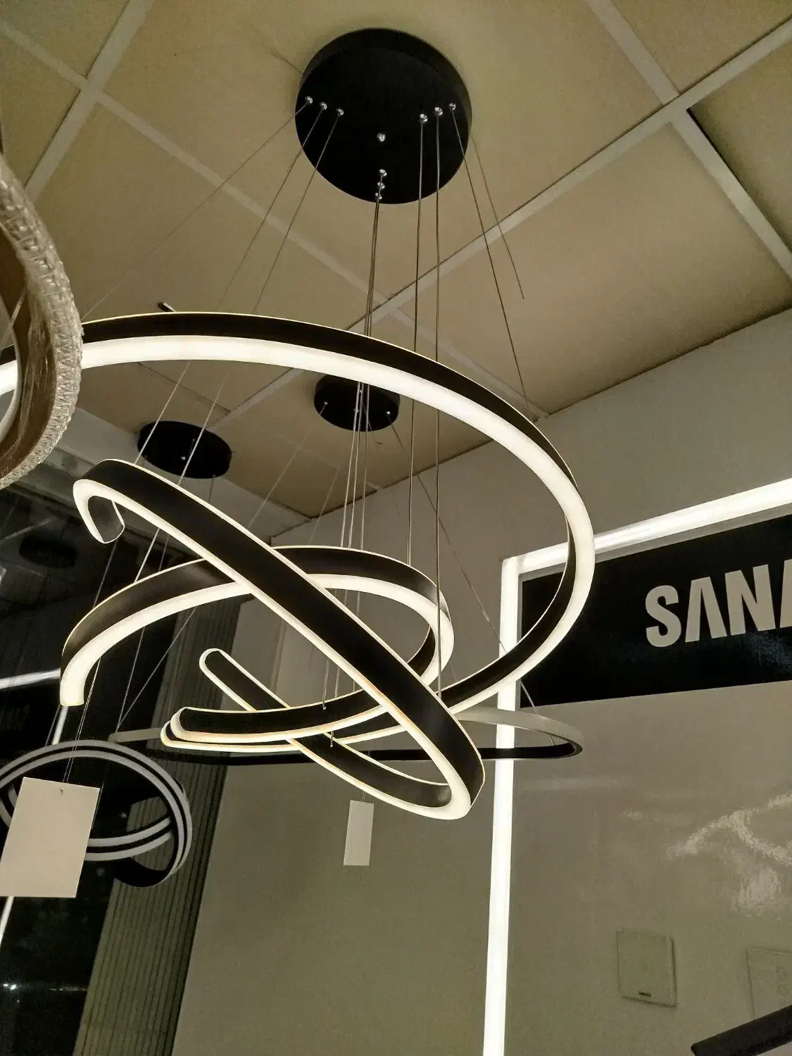 برقکار .|خدمات پیشه و مهارت|قم, دورشهر|دیوار