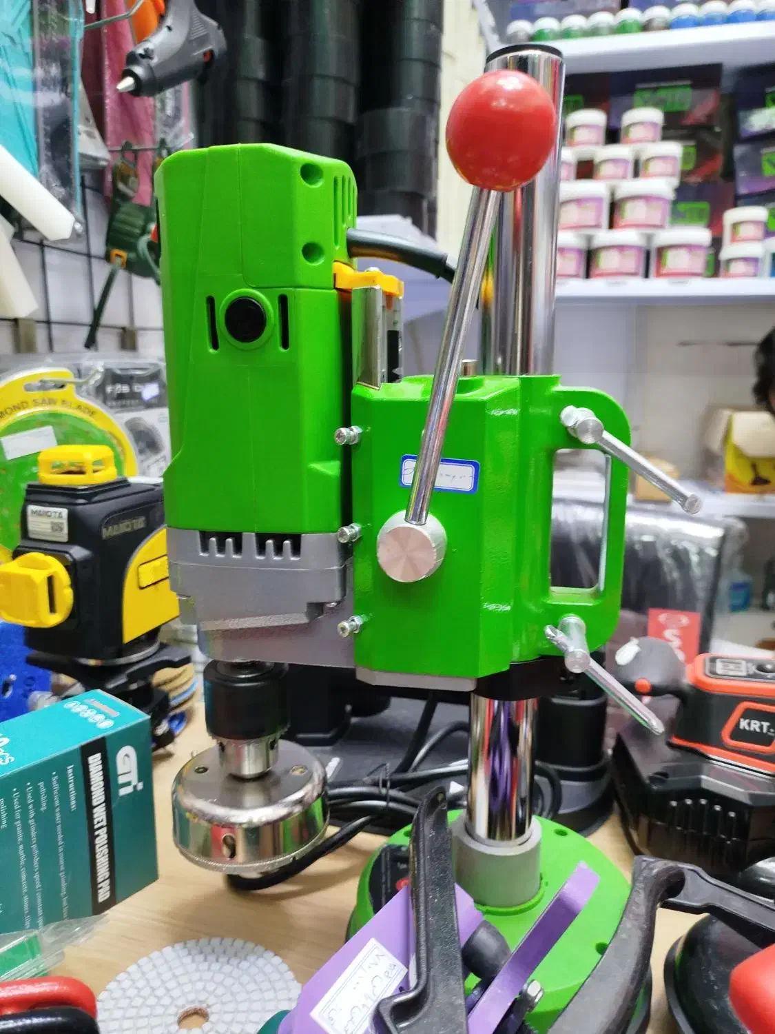 ابزار چسپ زارعی|ابزارآلات|سنندج, |دیوار