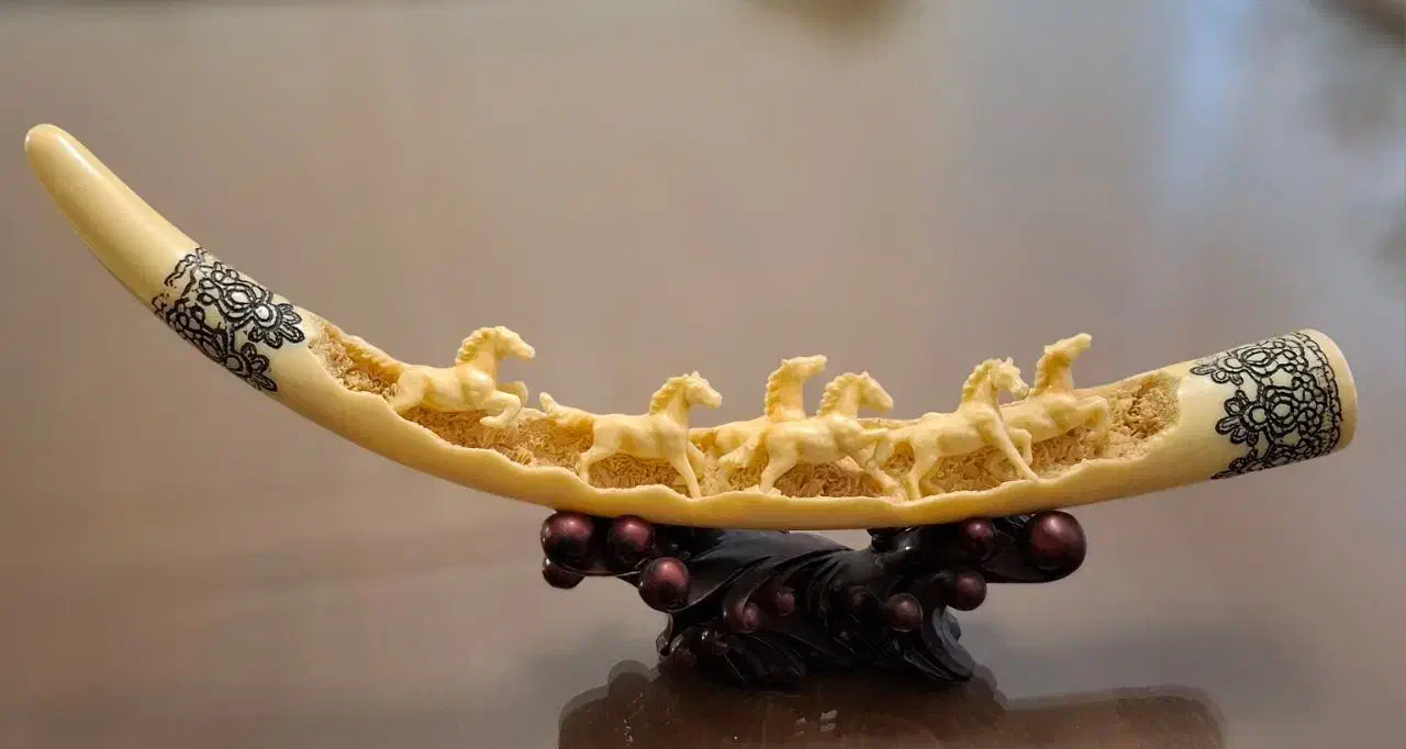 مجسمه|مجسمه، تندیس، ماکت|تهران, باغ فیض|دیوار