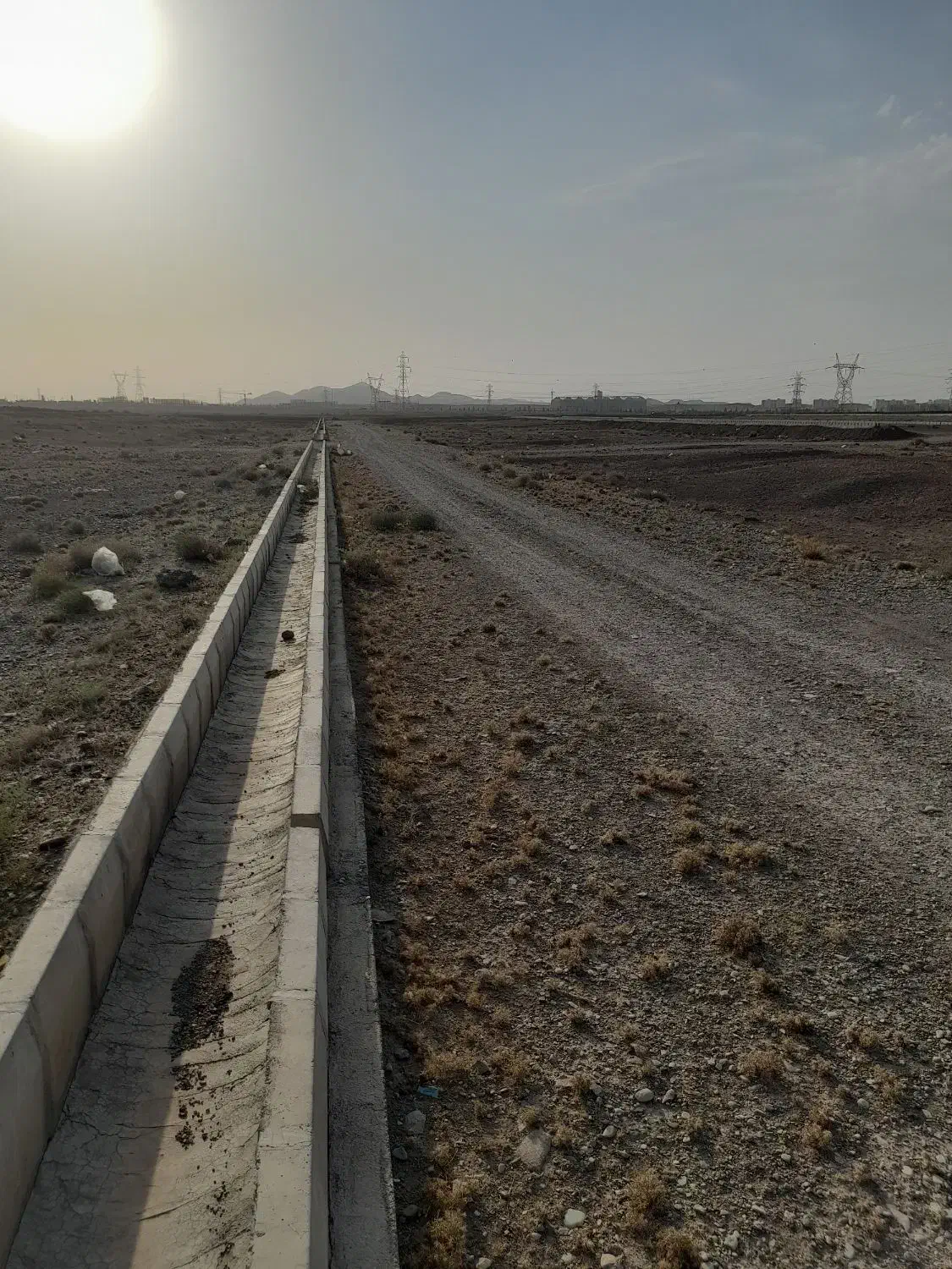 زمین مسکونی ۱۸۰ متر رباط کریم شهرک اشکانیه فاز ۲|فروش زمین و ملک کلنگی|رباطکریم, رباطکریم|دیوار