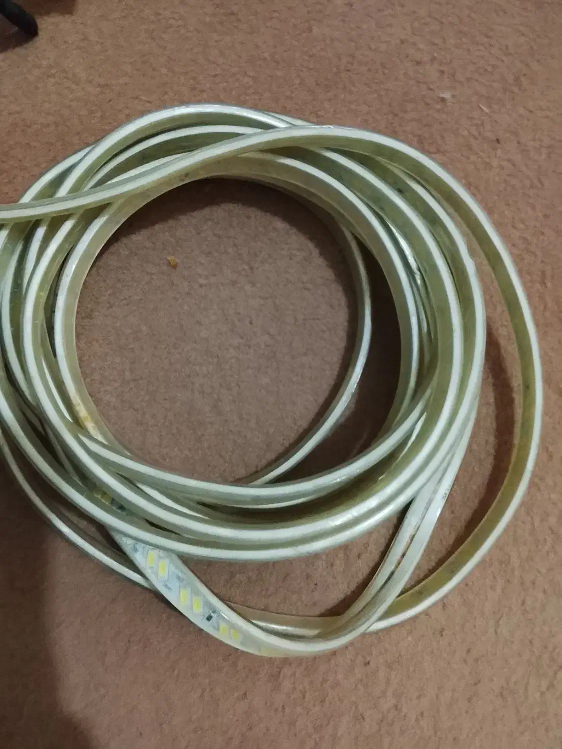 ریسه واینه جلو|ریسه و چراغ تزئینی|بجنورد, |دیوار