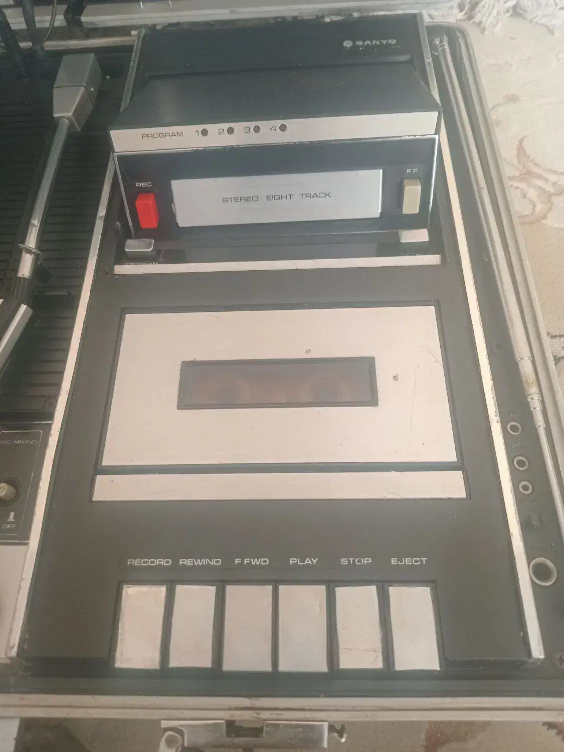 رادیو گرام چهار کاره|کلکسیون اشیاء عتیقه|بومهن, |دیوار