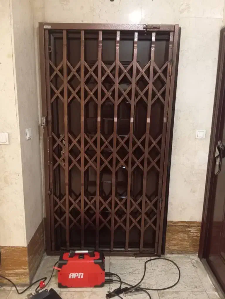 درب اکاردونی|خدمات پیشه و مهارت|کیانشهر, |دیوار