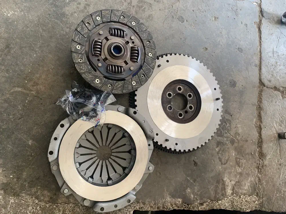 دیسک و صفحه کلاچ(به همراه نصب)|قطعات یدکی و لوازم جانبی|محمدیه-قزوین, |دیوار