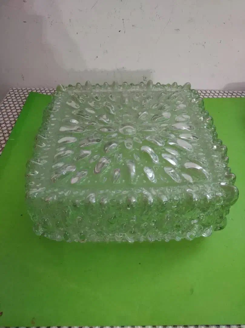 حباب سقفی طول 26 عرض 26 ارتفاع 12|لوستر و چراغ آویز|تهران, نجات اللهی|دیوار