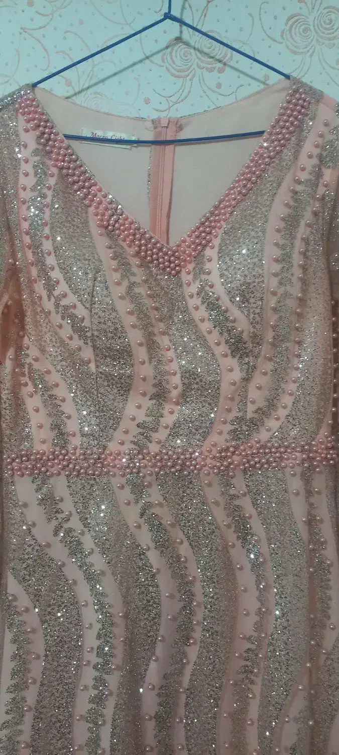 لباس مجلسی|لباس|چناران, |دیوار