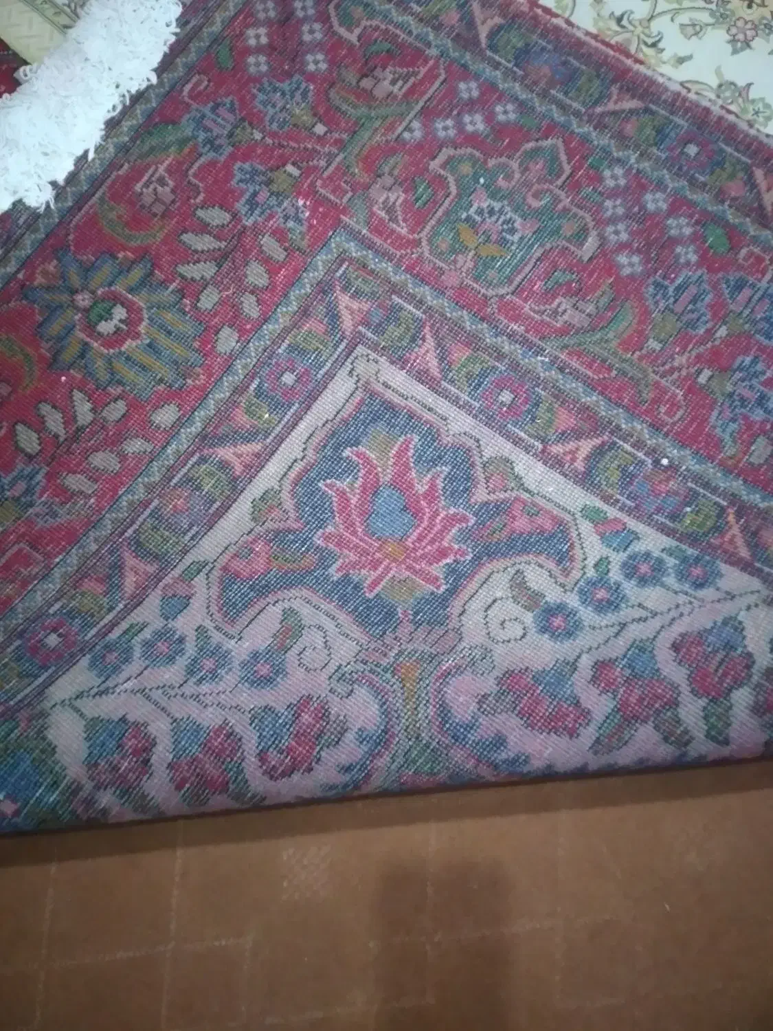 فرش دستبافت|فرش|رباط‌کریم, رباط‌کریم|دیوار