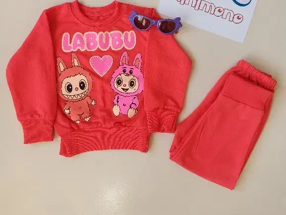 پوشاک بچگانه|کفش و لباس بچه|شوط, |دیوار