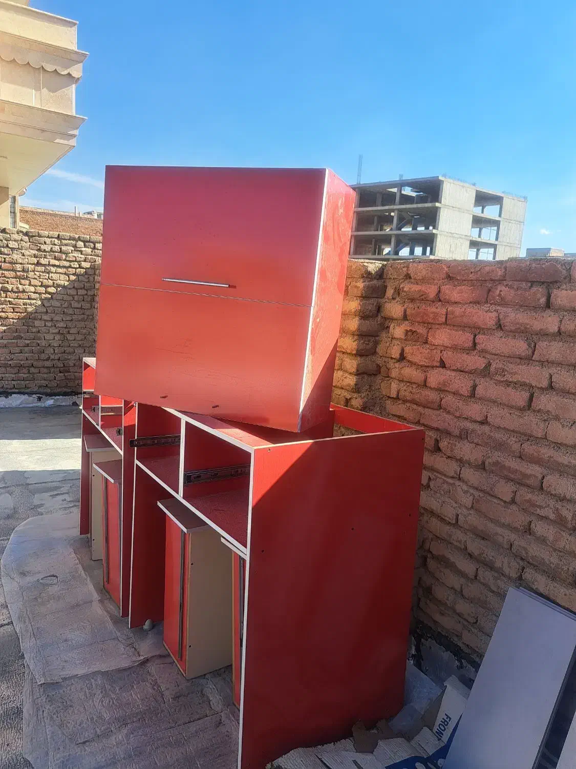 فروش دو میز و یه آبچکان|آب‌چکان و نظم‌دهنده ظروف|آذرشهر, |دیوار