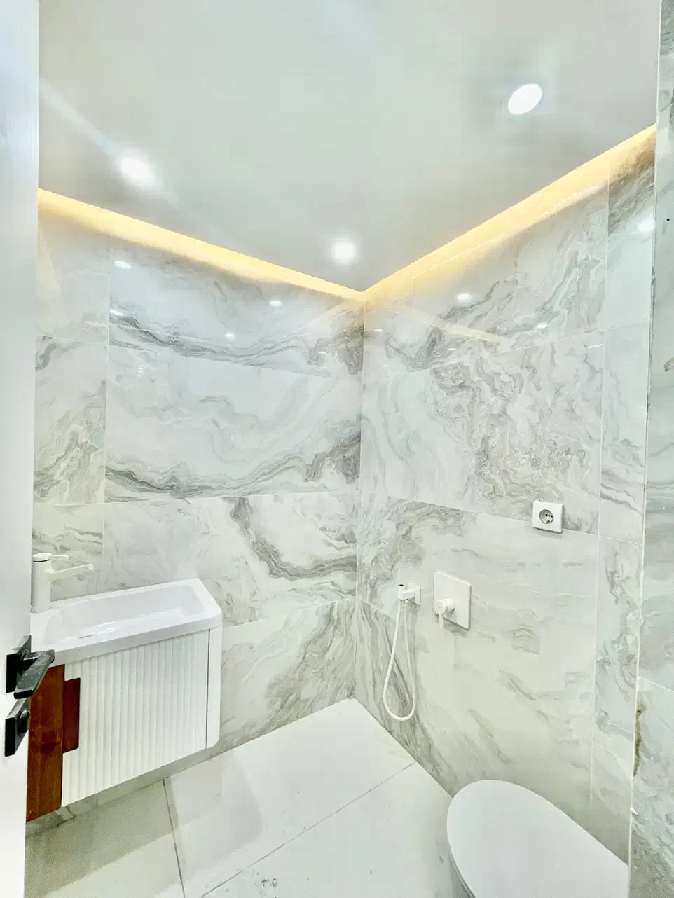 آپارتمان ۳۲۰ متری طبرستان|اجارهٔ آپارتمان|ساری, |دیوار