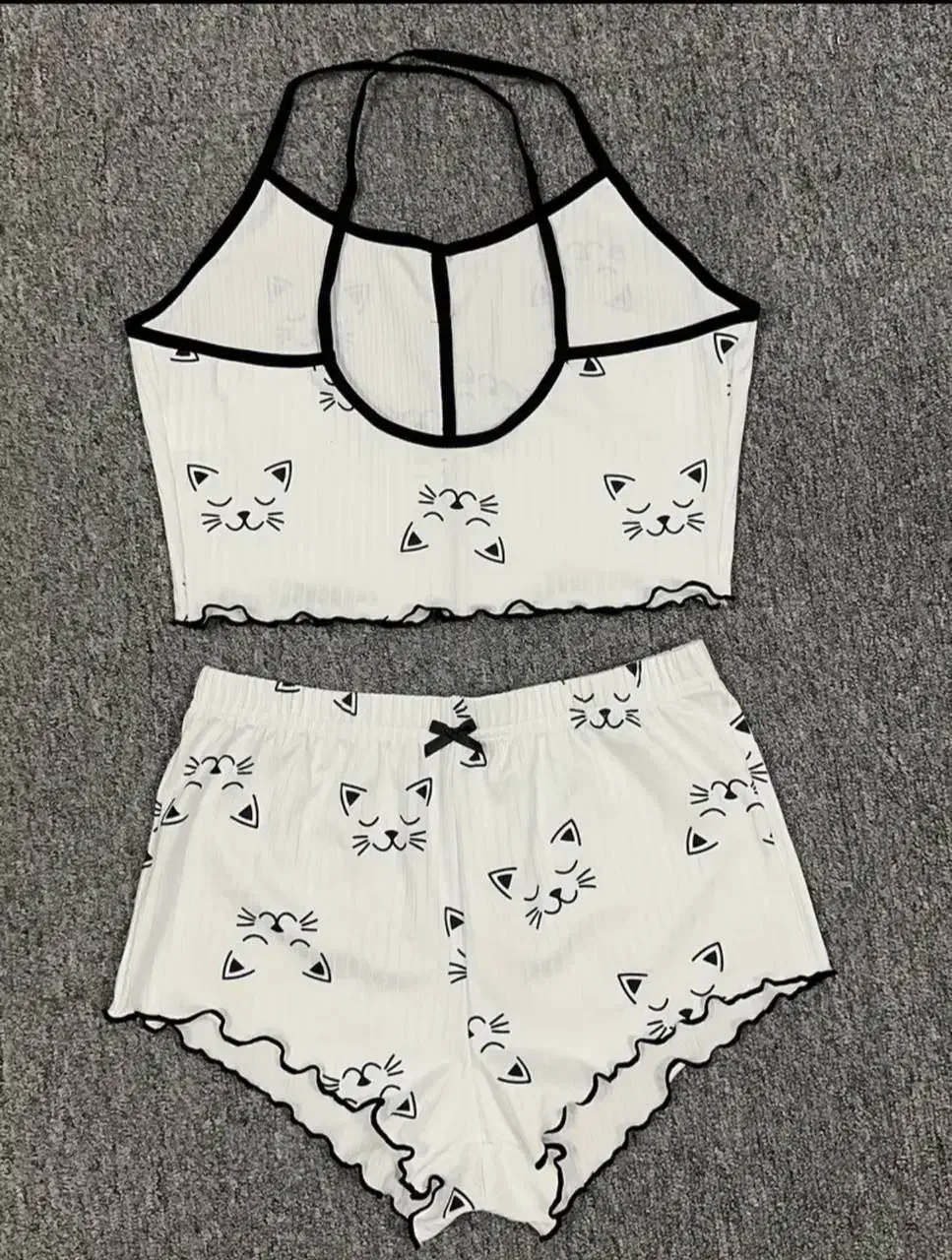 انواع لباس خارجی|لباس|تهران, نیروی هوایی (پیروزی)|دیوار